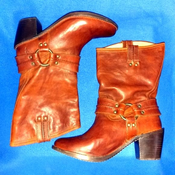 Frye Carmen Leather Harness Short Boots Whiskey 8.5 9 - Picture 11 of 12